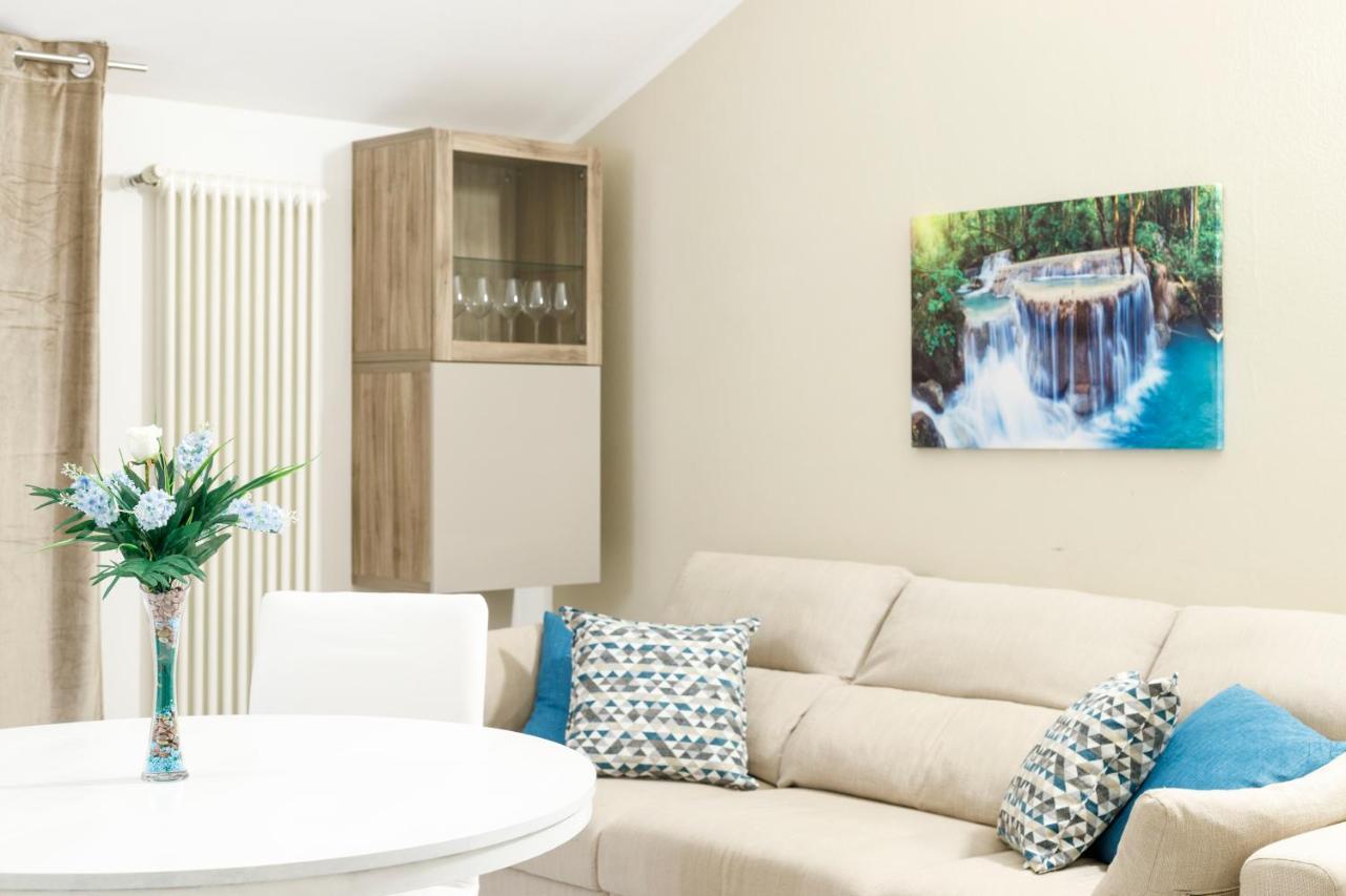 Elly'S Home Parcheggio Privato Ravenna Bagian luar foto